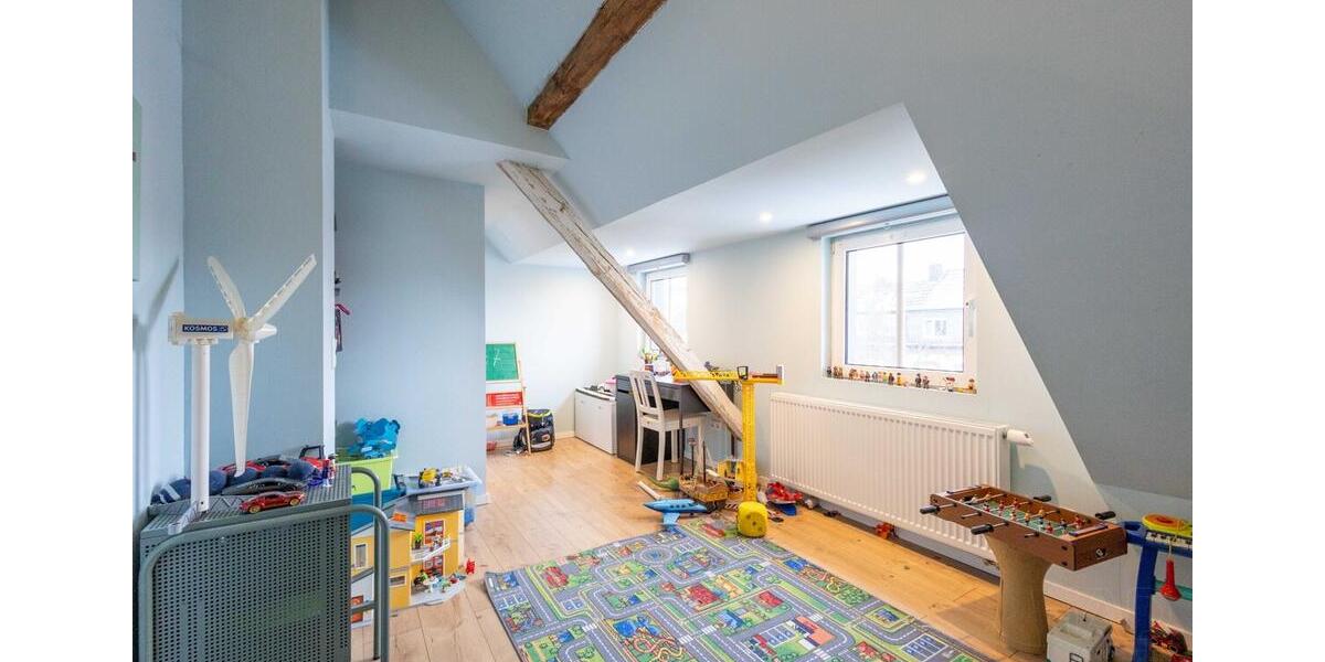 Etagenwohnung Jüchen - 4 Zimmer, 116 m&sup2;, 1.500&euro; | Angebot:24487686