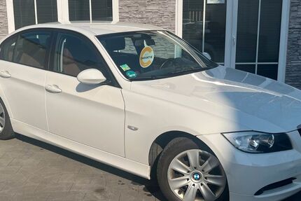 BMW 320 78.000 km 7.990 &euro; Oberhausen 46145