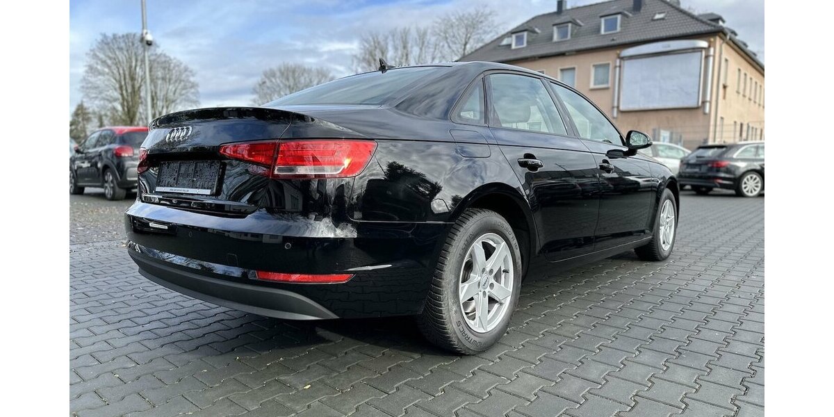 Audi A4 2,0 TDI / Automatik / Navi MMI / LED / AHK 135.000 km 17.990 &euro; Mönchengladbach 41066