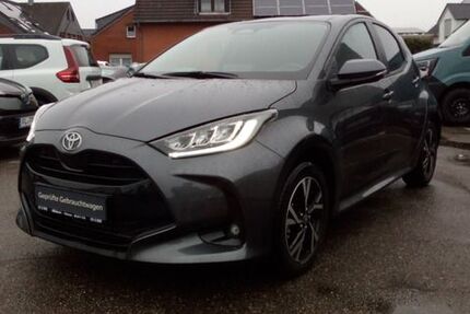 Toyota Yaris 5.300 km 26.980 &euro; Viersen 41748