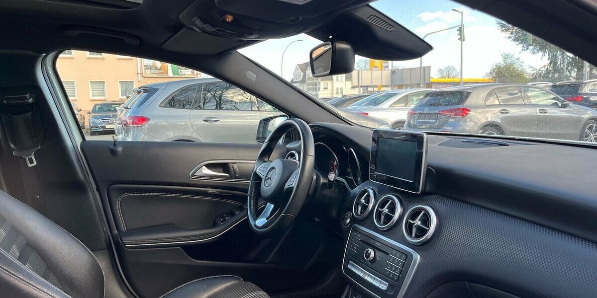 Mercedes-Benz A 220 CDI / AMG / Pano / Kamera / Navi / Euro6 195.000 km 16.390 &euro; Mönchengladbach 41066