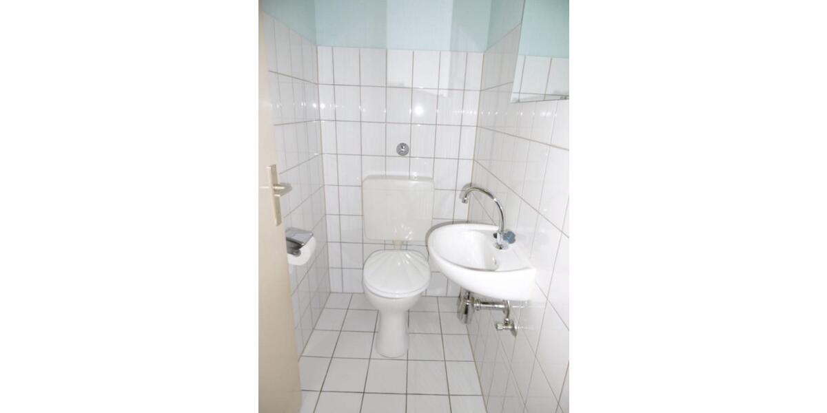 Etagenwohnung Düsseldorf Derendorf - 3 Zimmer, 97 m&sup2;, 970&euro; | Angebot:25873075