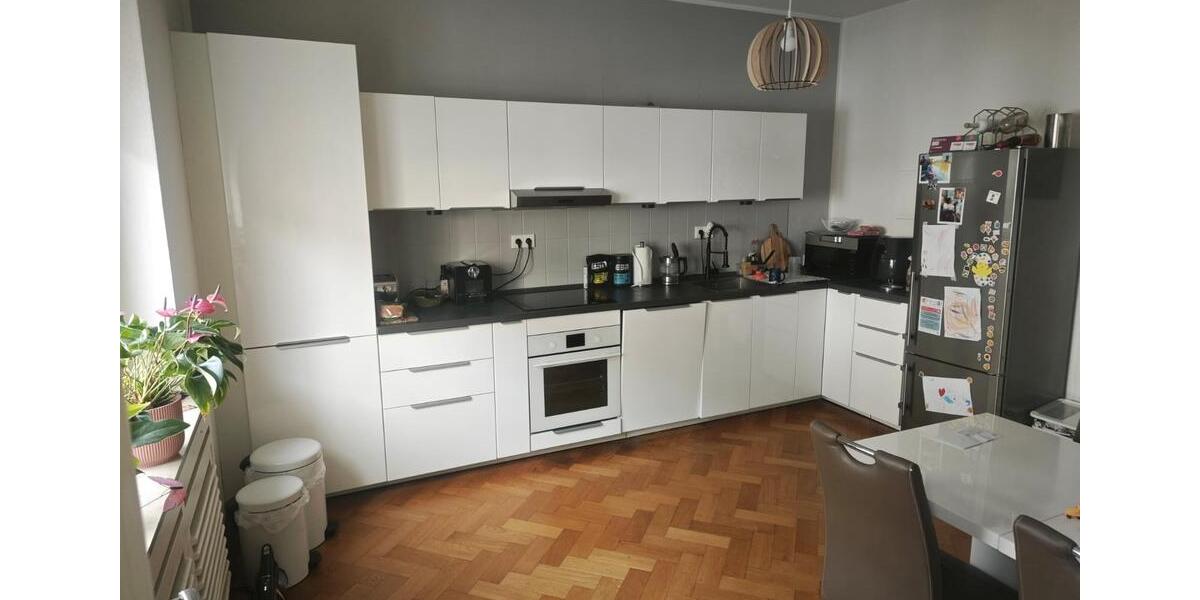 Etagenwohnung Mönchengladbach - 3 Zimmer, 110 m&sup2;, 1.100&euro; | Angebot:26019133