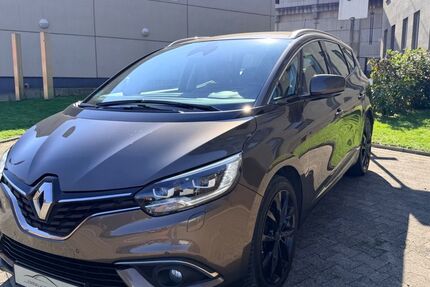 Renault Scenic 229.563 km 7.750 &euro; Mönchengladbach 41236