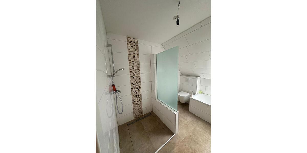 Maisonettenwohnung Meerbusch - 4 Zimmer, 120 m&sup2;, 2.200&euro; | Angebot:24805880