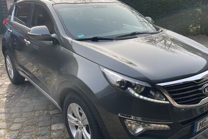 Kia Sportage 93.000 km 10.990 &euro; Mönchengladbach 41063