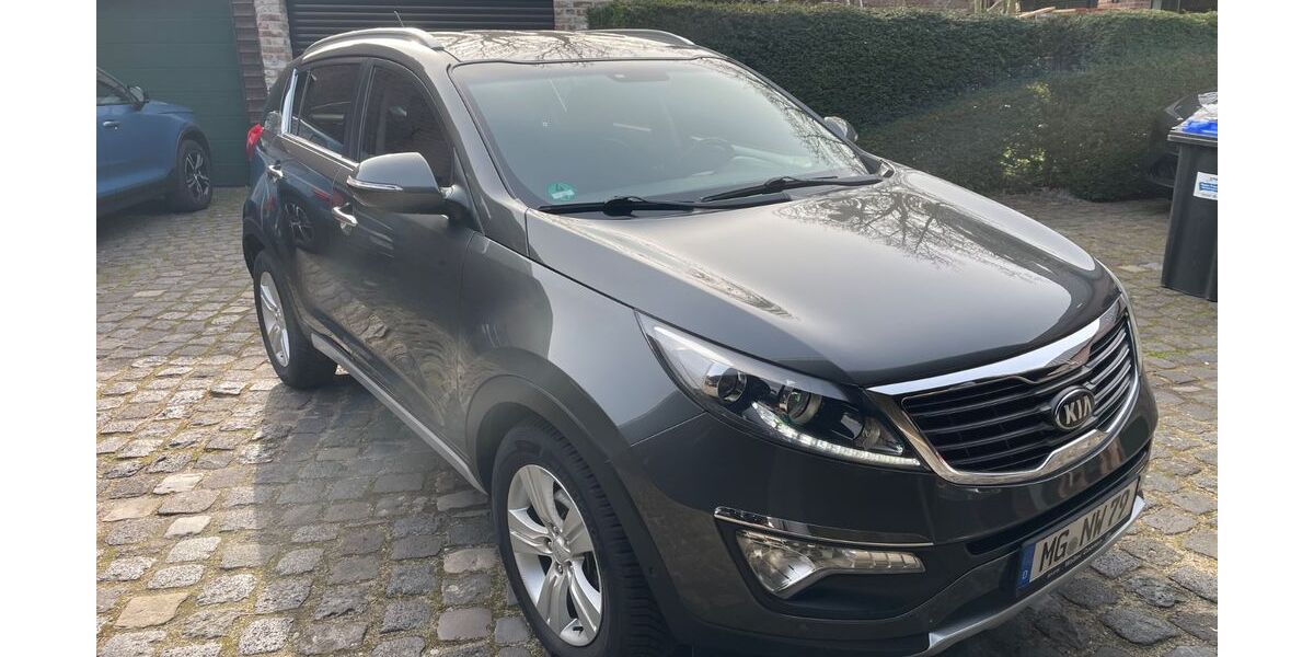 Kia Sportage 93.000 km 10.990 &euro; Mönchengladbach 41063