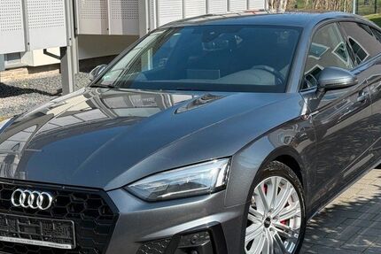 Audi A5 198.000 km 25.840 &euro; Düsseldorf 40468