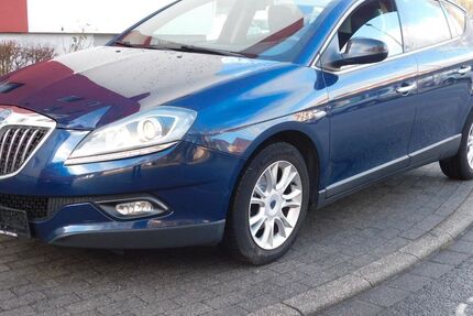 Lancia Delta 198.560 km 2.499 &euro; Mülheim 45473