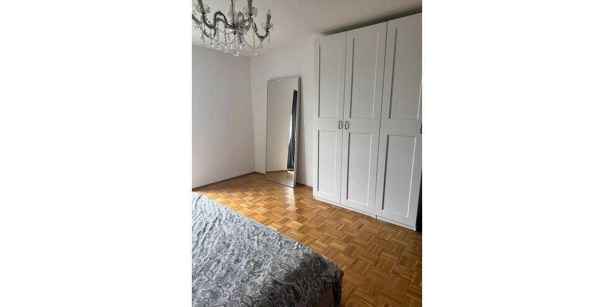 Dachgeschoßwohnung Meerbusch Necklenbroich - 3 Zimmer, 94 m&sup2;, 1.662&euro; | Angebot:27618494