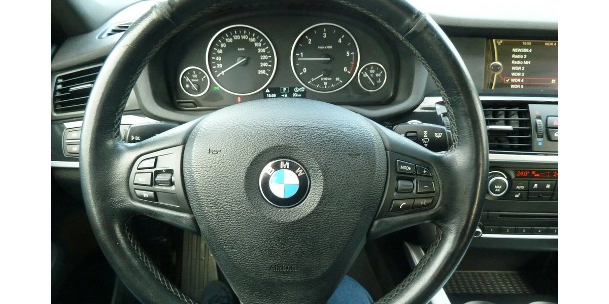 BMW X3 2.0 D x drive Autom. Pano Leder Lachschäden 313.000 km 8.700 &euro; Ratingen 40885