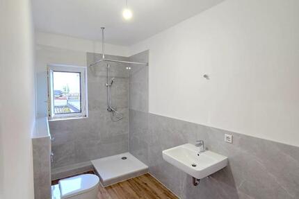 Wohnung Krefeld - 2 Zimmer, 68 m&sup2;, 730&euro; | Angebot:25875949