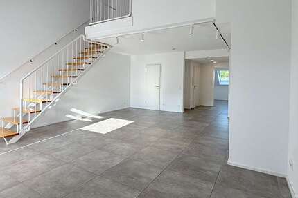 Wohnung Mönchengladbach Nord - 2 Zimmer, 68 m&sup2;, 680&euro; | Angebot:25337820