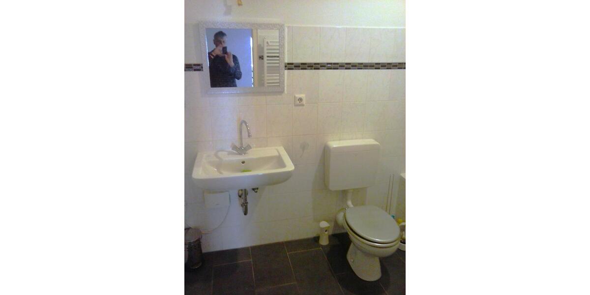 Etagenwohnung Krefeld - 2 Zimmer, 78 m&sup2;, 580&euro; | Angebot:25380044