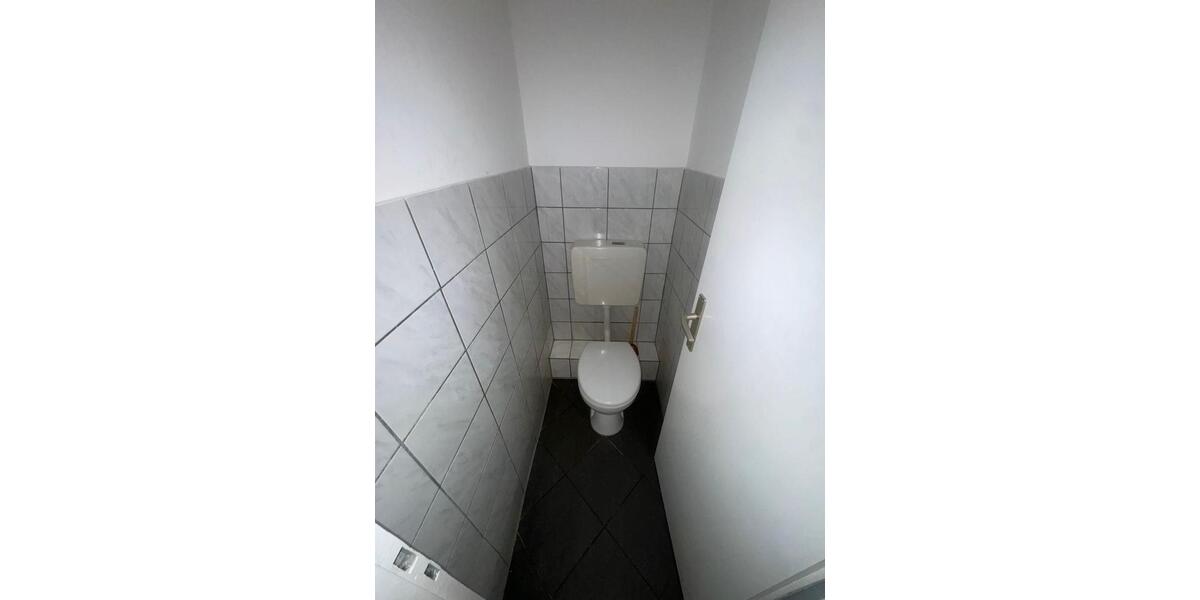 Etagenwohnung Krefeld Benrad - 4 Zimmer, 85 m&sup2;, 1.000&euro; | Angebot:26664014
