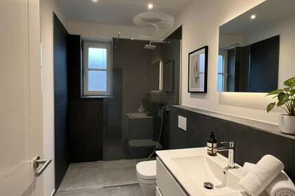 Wohnung Krefeld Benrad - 2 Zimmer, 92 m&sup2;, 1.012&euro; | Angebot:25390488