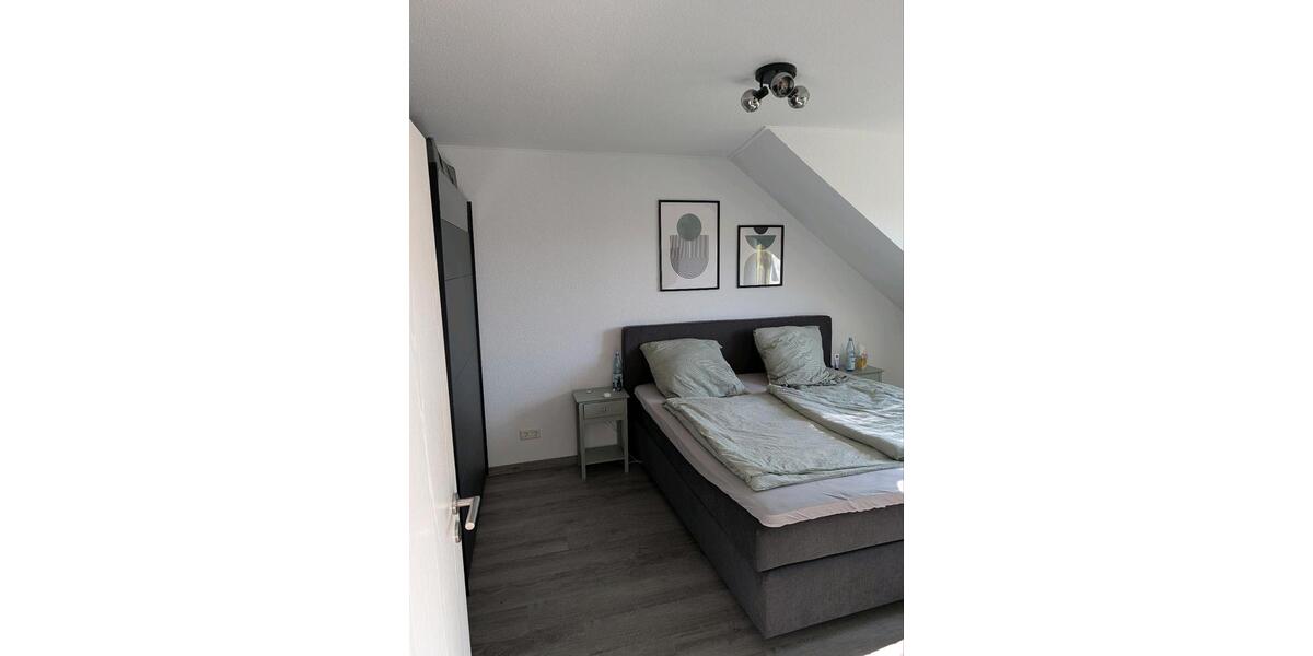 Etagenwohnung Krefeld Fischeln - 2 Zimmer, 83 m&sup2;, 319.000&euro; | Angebot:25757599