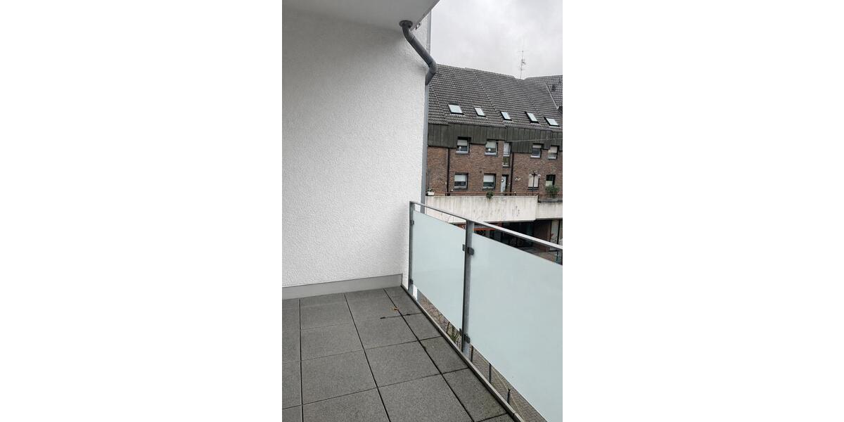 Etagenwohnung Oberhausen Alt-Oberhausen - 2 Zimmer, 68 m&sup2;, 700&euro; | Angebot:25220410