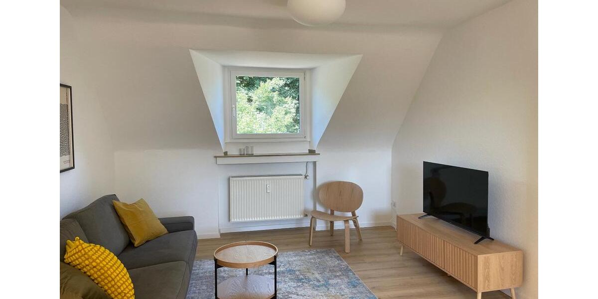 Dachgeschoßwohnung Düsseldorf Stadtbezirk 5 - 2 Zimmer, 52 m&sup2;, 995&euro; | Angebot:26023002