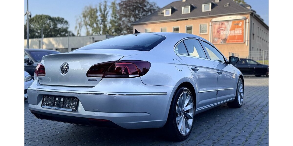 VW Passat CC Highline/Autom,/ Leder/PANO/5 Sitze 180.000 km 10.490 &euro; Mönchengladbach 41066