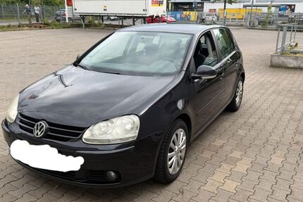 VW Golf 200.000 km 2.100 &euro; Düsseldorf 40227