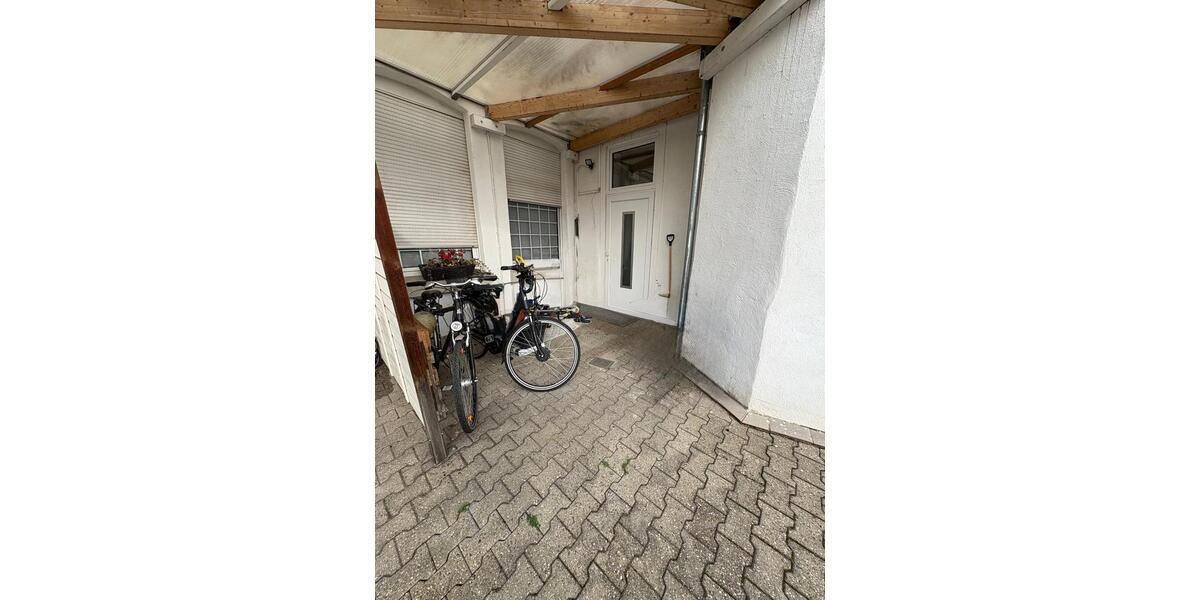Erdgeschoßwohnung Mönchengladbach Süd - 3.5 Zimmer, 121 m&sup2;, 250.000&euro; | Angebot:24853941