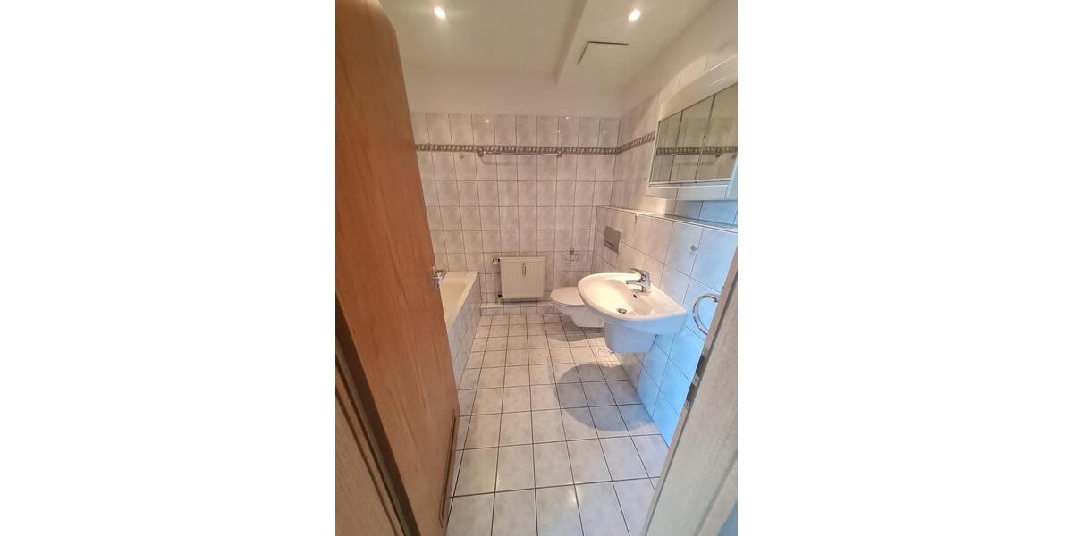 Etagenwohnung Velbert - 1 Zimmer, 38 m&sup2;, 134.000&euro; | Angebot:26819163