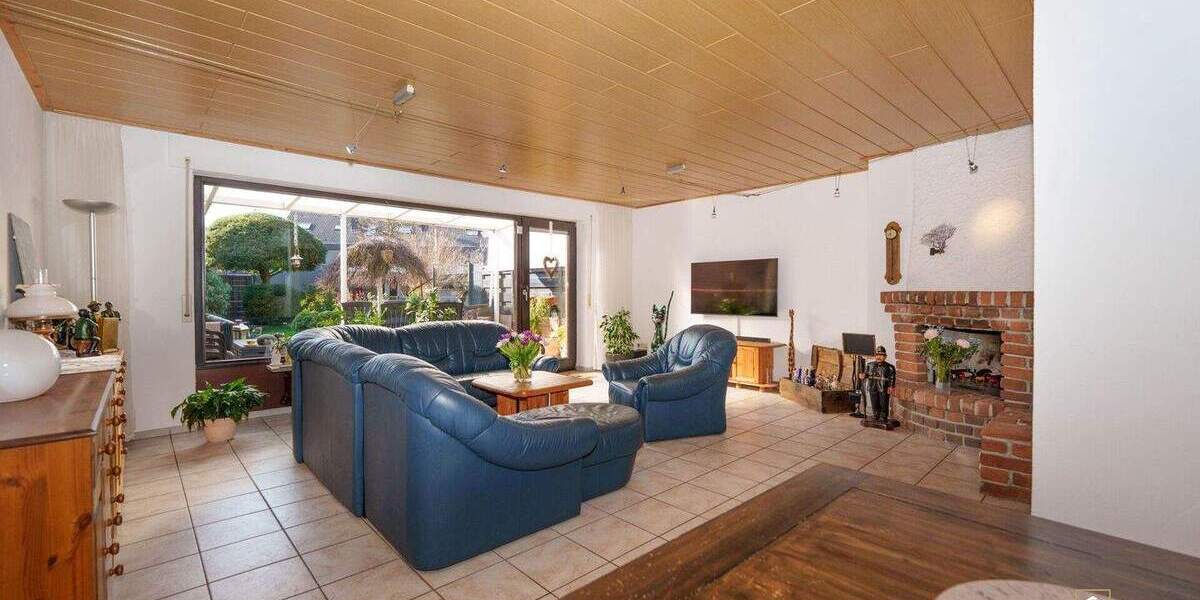 Mehrfamilienhaus, Wohnhaus Krefeld / Fischeln Fischeln - 5 Zimmer, 150 m&sup2;, 499.000&euro; | Angebot:25774713