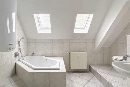 Zimmer Meerbusch Büderich - 2 Zimmer, 75 m&sup2;, 1.100&euro; | Angebot:25696352