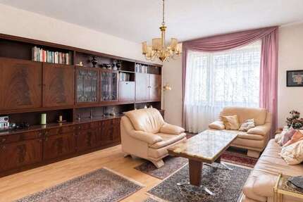 Wohnung Düsseldorf Pempelfort - 2 Zimmer, 67 m&sup2;, 290.000&euro; | Angebot:27704061