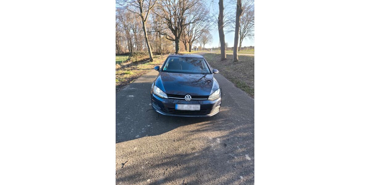 VW Golf 107.000 km 8.900 &euro; Nettetal 41334