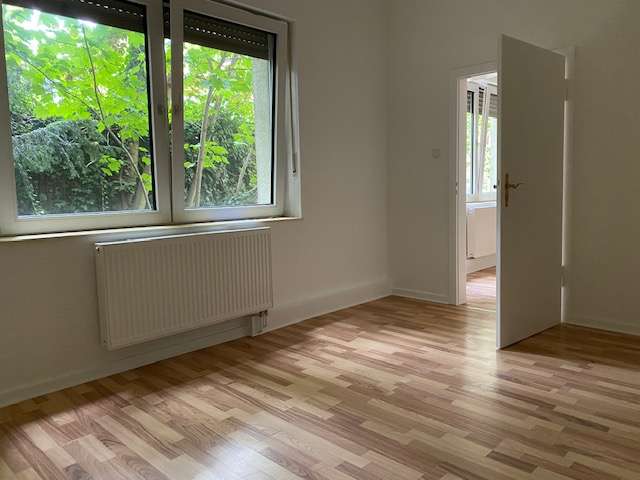 Etagenwohnung Krefeld Krefeld-Mitte - 2 Zimmer, 50 m&sup2;, 500&euro; | Angebot:25930578