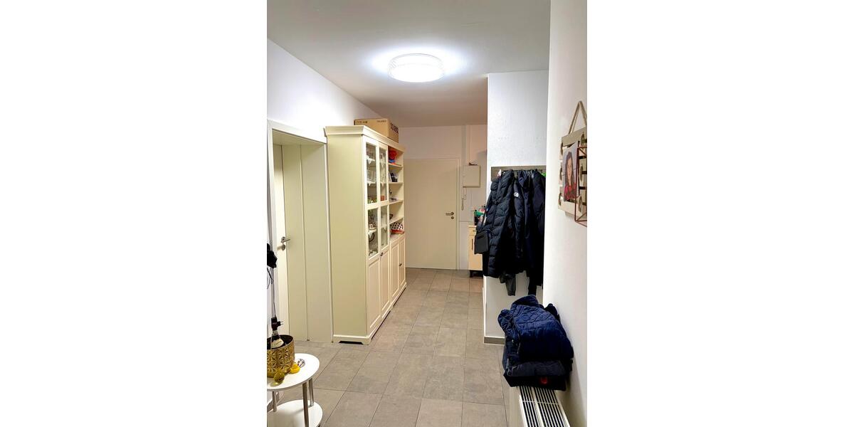 Erdgeschoßwohnung Mönchengladbach Nord - 4 Zimmer, 115 m&sup2;, 950&euro; | Angebot:25810574