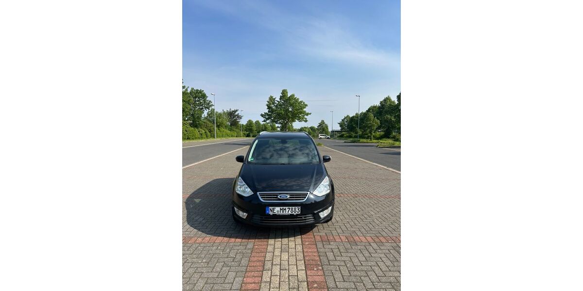 Ford Galaxy 178.900 km 8.600 &euro; Neuss 41470