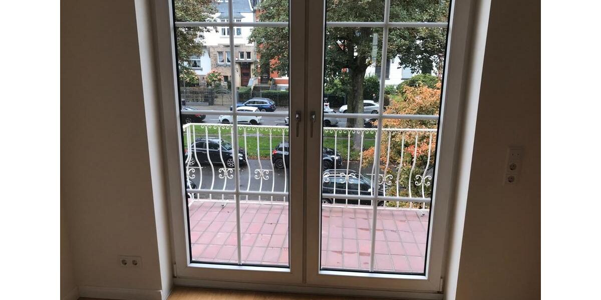 Etagenwohnung Krefeld Cracau - 3 Zimmer, 103 m&sup2;, 1.285&euro; | Angebot:26639550