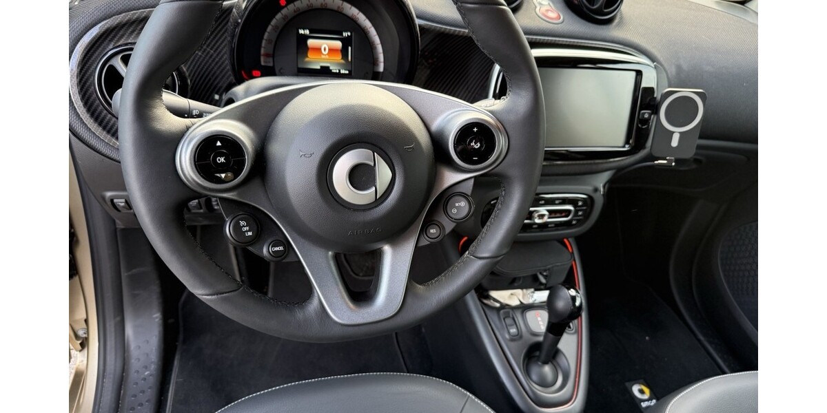 Smart ForTwo 1.621 km 18.450 &euro; Mönchengladbach 41061