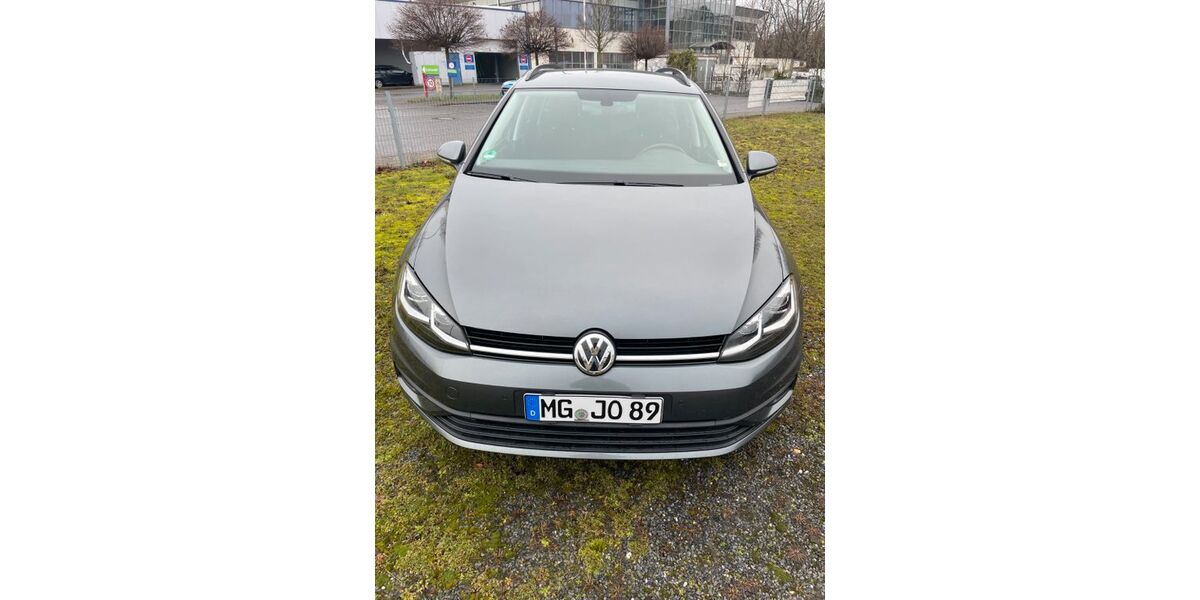VW Golf 104.802 km 12.950 &euro; Mönchengladbach 41189