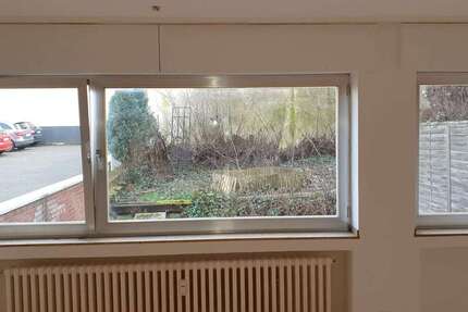 Wohnung Krefeld Krefeld-Mitte - 2 Zimmer, 92 m&sup2;, 670&euro; | Angebot:26047974