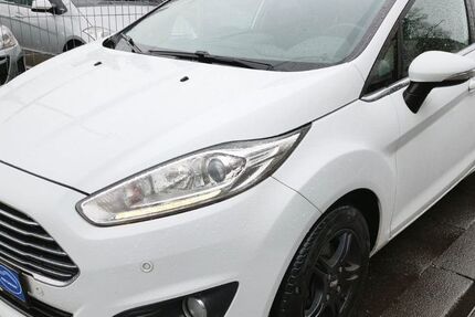 Ford Fiesta 142.700 km 5.900 &euro; Mönchengladbach - Odenkirchen 41199