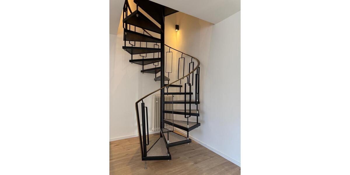 Maisonettenwohnung Krefeld Dießem - 4 Zimmer, 180 m&sup2;, 1.880&euro; | Angebot:25429089