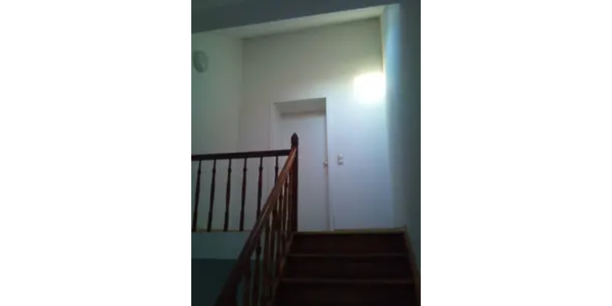 Dachgeschoßwohnung Duisburg Essenberg - 2.5 Zimmer, 66 m&sup2;, 420&euro; | Angebot:25645315