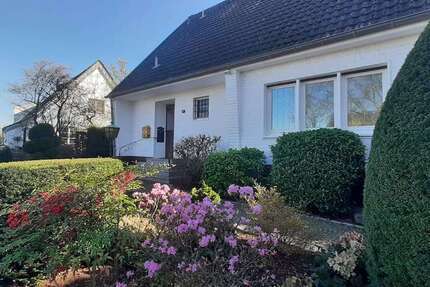 Haus Krefeld Hülser Berg - 6.5 Zimmer, 245 m&sup2;, 1.150.000&euro; | Angebot:25383834