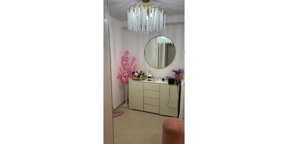 Etagenwohnung Neuss Furth-Mitte - 1 Zimmer, 36 m&sup2;, 500&euro; | Angebot:26535396