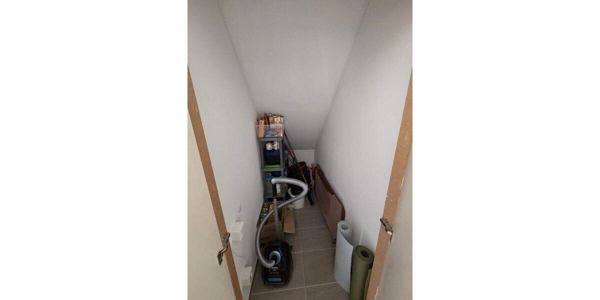 Etagenwohnung Ratingen Hösel - 3 Zimmer, 87 m&sup2;, 305.000&euro; | Angebot:25781567