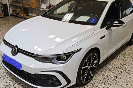 VW Golf 57.444 km 27.450 &euro; Moenchengladbach 41063