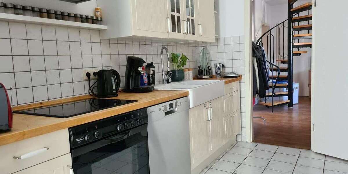 Etagenwohnung Neuss Augustinusviertel - 3 Zimmer, 114 m&sup2;, 1.500&euro; | Angebot:25973131