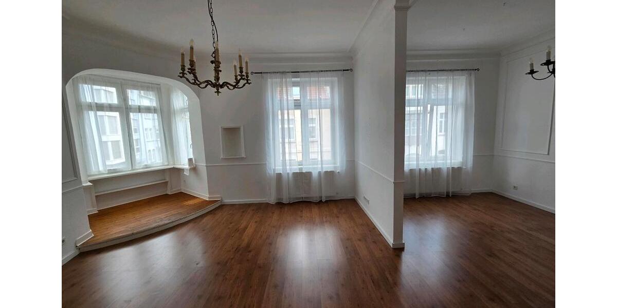 Maisonettenwohnung Duisburg Essenberg - 5 Zimmer, 155 m&sup2;, 1.050&euro; | Angebot:27552153