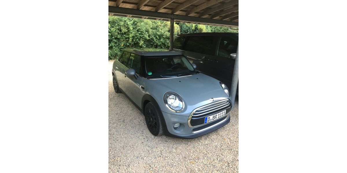 Mini Cooper 150.200 km 8.600 &euro; Düsseldorf 40489