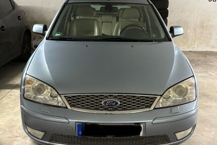 Ford Mondeo 153.000 km 4.500 &euro; Krefeld 47805