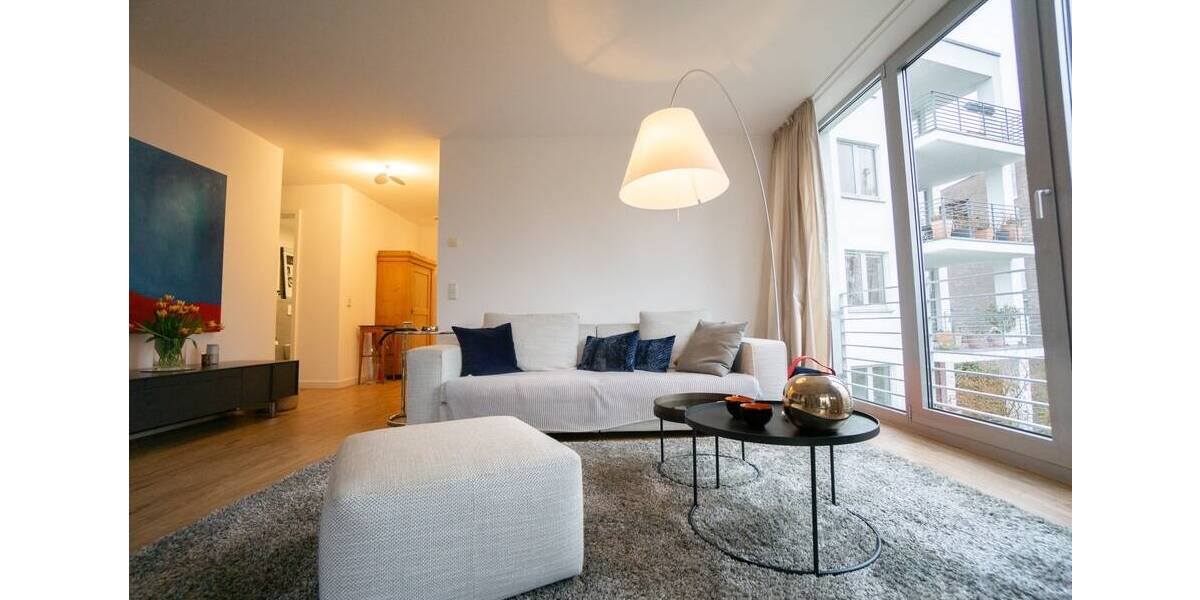 Etagenwohnung Düsseldorf Niederkassel - 3 Zimmer, 110 m&sup2;, 2.365&euro; | Angebot:26658605